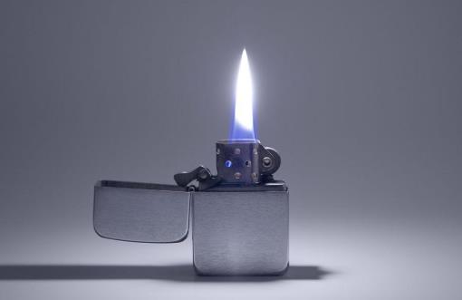 打火機(jī)爆炸的氣味有毒嗎?打火機(jī)爆炸后傷到皮膚怎么處理