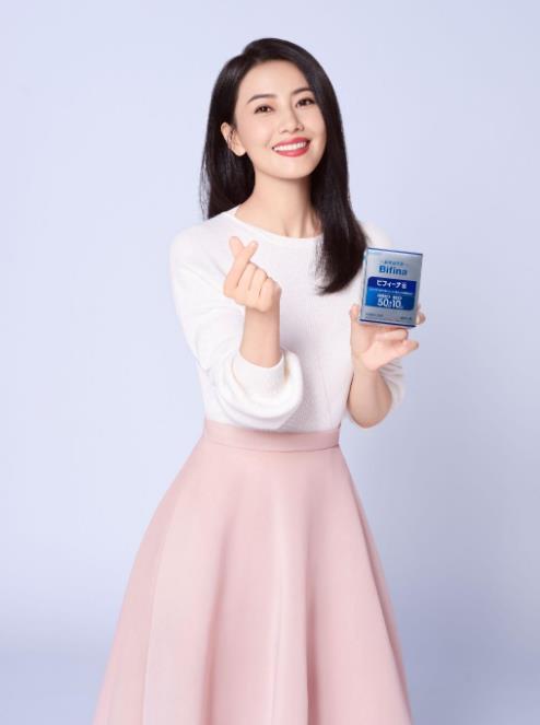 高圓圓為什么素顏比上妝好看,森下仁丹代言人不是白當的!