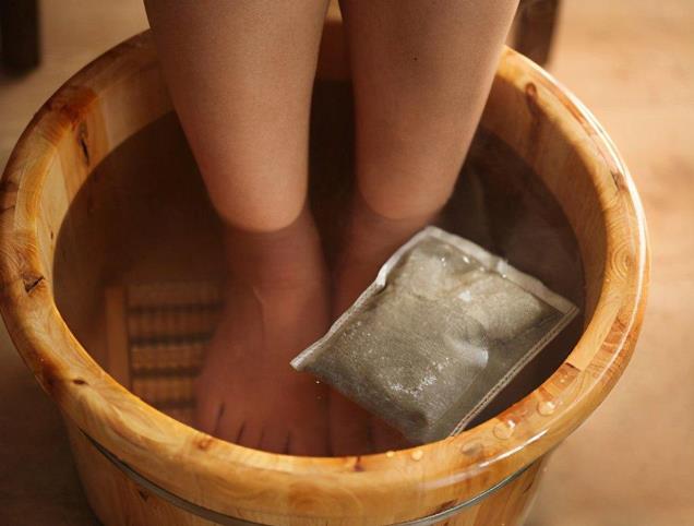 杭州華研白癜風醫(yī)院好嗎?白癜風罪魁禍首是它!早發(fā)現(xiàn)早改善,祛白更快!