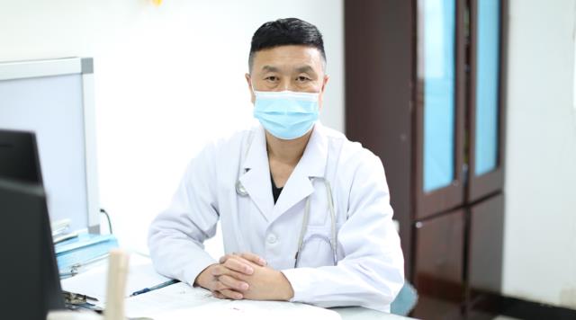 拇外翻能矯正好嗎?河南建筑醫院拇外翻/大腳骨醫生董留偉