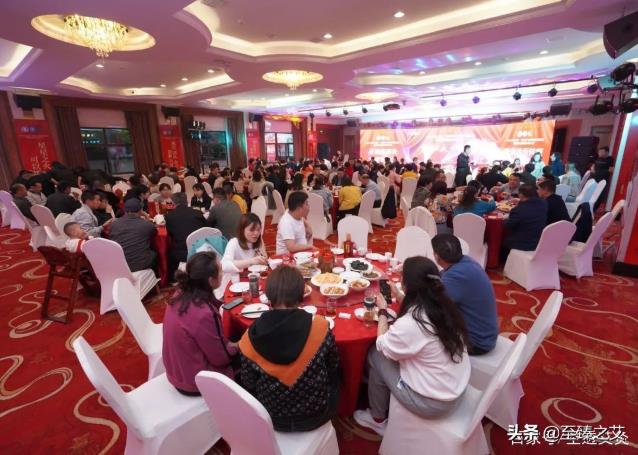 國學與中醫(yī)高峰論壇暨首屆圣透灸療法大會順利召開