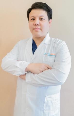 北京中諾第二口腔醫院李博翰:為您的牙齒健康護駕