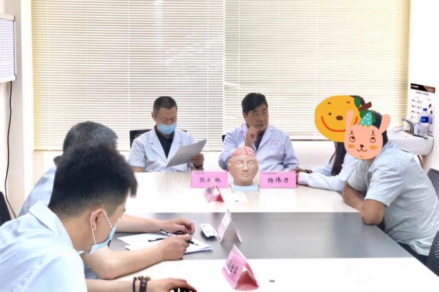 【抗癲癇·荊楚行】武漢中際京鄂專家聯合會診進行中患者紛紛點贊