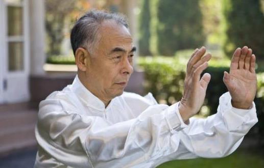 練八段錦膝蓋疼是怎么回事 練八段錦膝蓋疼還能繼續練嗎