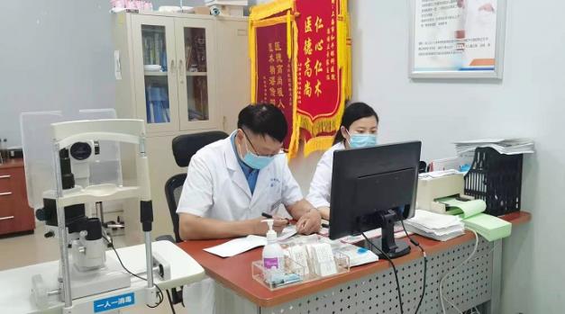 上海兒童近視去哪家醫院好?想看看孩子到底是真性還是假性近視