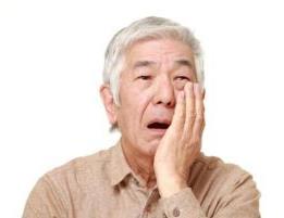 武漢仁愛口腔醫師:不要小看“老掉牙” 缺牙老人極易引發慢性病