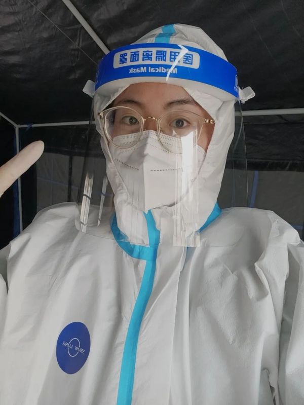 煙臺曙光整形美容醫院防疫故事(12)—一雙腳持續泡在冰冷的雨水里十個多小時是什么體驗? 4.2-2.jpg