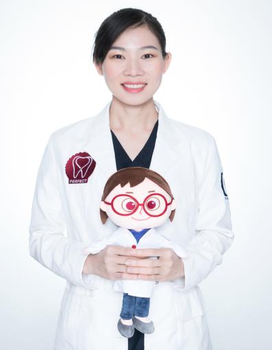 湛江致美口腔曾玉珠“堅(jiān)持醫(yī)學(xué)初心,以技術(shù)和服務(wù)助力口腔健康”