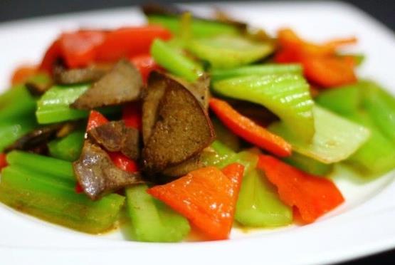 肝臟不好要先排毒 9招教你排出體內毒素 多吃9種食物可養肝