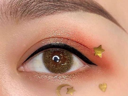 拼多多美瞳為什么那么便宜?美瞳度數買低了有影響嗎?