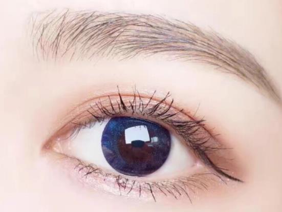 怎么防止戴美瞳眼睛酸?美瞳不泡直接就戴會怎樣
