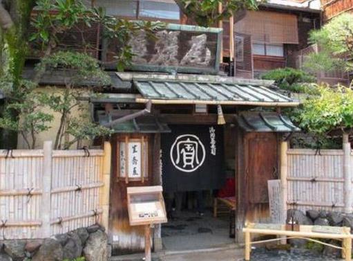 世界上四個最古老的飯店,圣彼得餐廳1200多年都沒變過