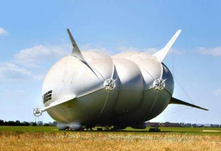世界上最大的航空飛行器,5000萬美元的飛機像屁股