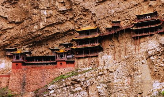 世界上最危險的寺廟 恒山懸空寺立于懸崖峭壁間