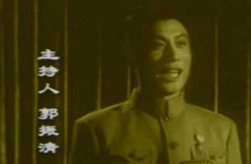中國最早的春節聯歡晚會 1983年春晚(錢學森梅蘭芳參加)