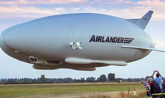 世界上最大的飛行器 Airlander很大很長就是長的太丑了