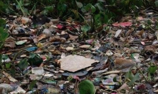 全球最臟的河 西大魯河湖面堆滿垃圾充滿劇毒