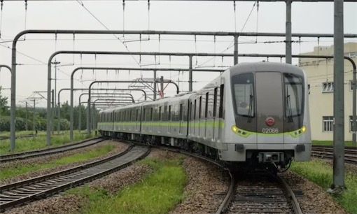 世界上第一輛無人駕駛的輕軌列車 2002年亮相威爾士