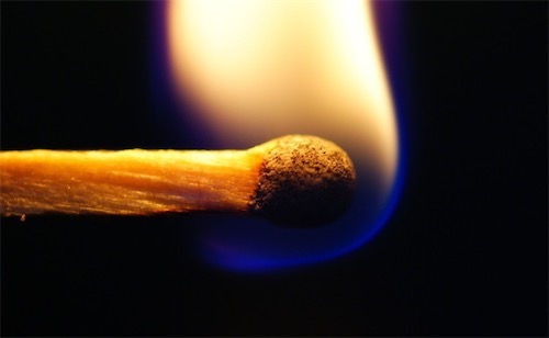 世界最早的火柴 北周時代我國宮女發(fā)明了火柴