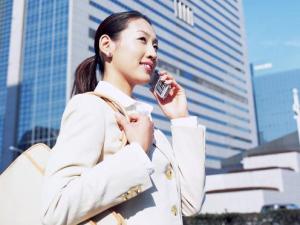 如何提升職場女性魅力？5招教你成為社交達(dá)人