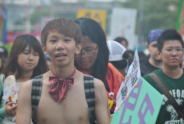 臺灣5萬名同性戀大游行,呼吁同志要婚姻平權,也要伴侶多元