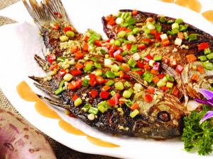 哺乳期可以吃鯽魚嗎？鯽魚的做法
