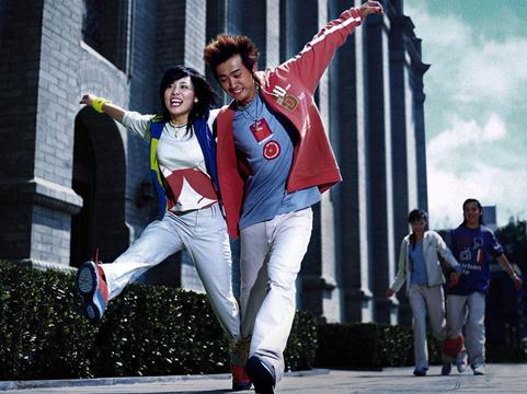 熱戀中的女孩兒有什么表現(xiàn)?熱戀中女孩的十大表現(xiàn)行為