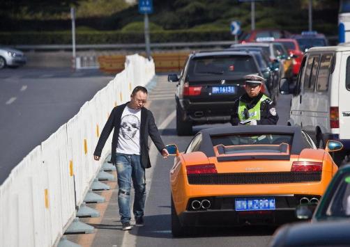 進(jìn)京證違章了扣的是誰的分?外地車進(jìn)京必須辦進(jìn)京證嗎