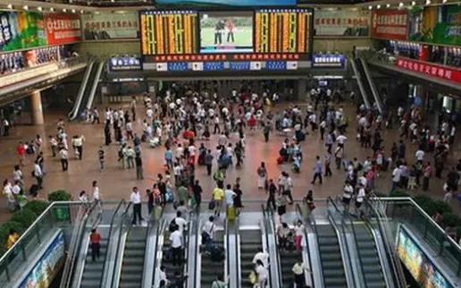 60歲以上的老年旅客并優先安排下鋪是真的嗎?鐵路部門最新規定有哪些?