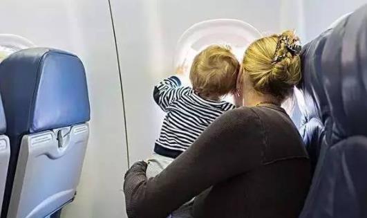 2歲寶寶第一次坐飛機需要準備什么 2歲寶寶第一次坐飛機注意事項