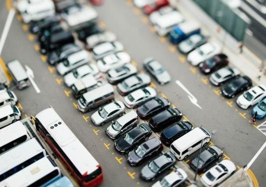 叫拖車拖別人的車誰(shuí)付錢?有人亂停車可以叫交警拖車嗎