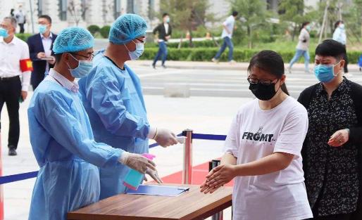 健康碼為什么無緣無故變黃 健康碼變黃后如何就醫