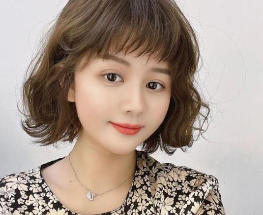 法式燙是不是洗幾次就沒(méi)了?做法式卷一般要多少錢(qián)?