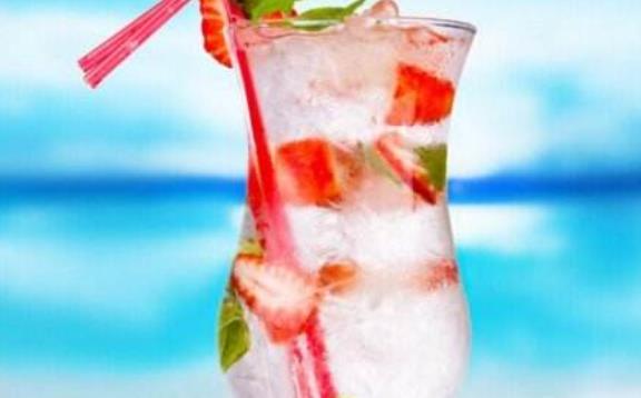 高溫悶熱的大夏天頭發掉的越厲害 中醫揭露6大致命脫發原因