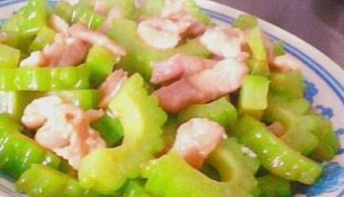 男人也會(huì)濕氣重 四種食物幫你祛濕