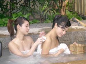 女性泡溫泉要注意什么？女人泡溫泉的注意事項(xiàng)