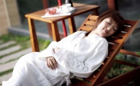女白領經常不吃午餐,謹防“午睡綜合癥”