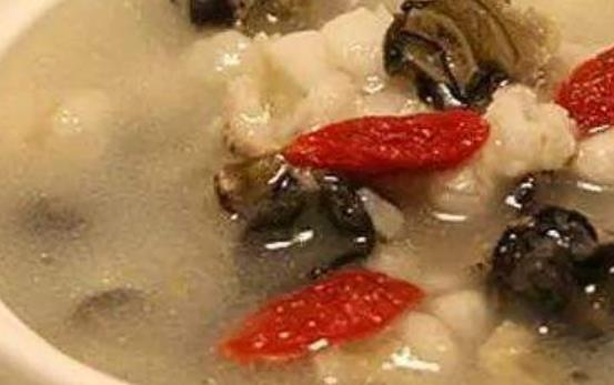 八款保健養生的藥膳湯 我們的保健養生意識越來越強