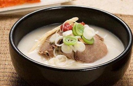 八款保健養生的藥膳湯 我們的保健養生意識越來越強