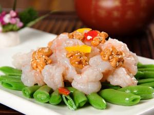 應(yīng)該視料用刀-刀工也會影響菜肴的營養(yǎng)價值