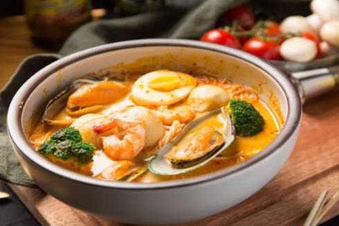 做冬陰功湯要哪些食材?冬陰功湯怎么做?