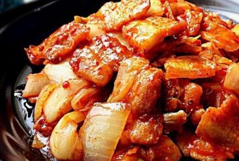 腌辣白菜必須要用石頭壓?jiǎn)幔侩缰评卑撞说陌撞耸鞘裁雌贩N?