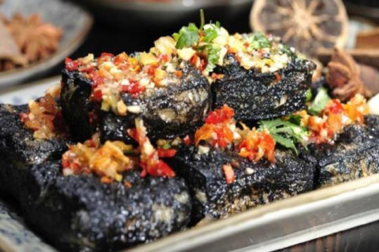 臭豆腐的高湯怎么熬才好喝?炸臭豆腐有營養嗎?