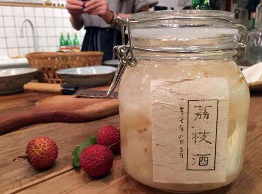 喝荔枝酒要注意什么事項?可以用黃酒泡荔枝酒嗎?