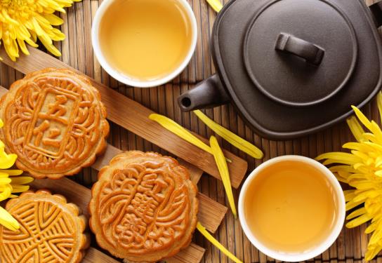 月餅回油可以疊起來嗎?月餅回油可以直接把包裝包起來回嗎?