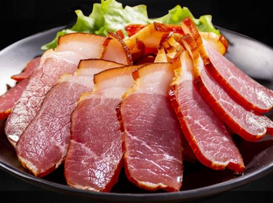 臘肉切不動(dòng)有什么好辦法?臘肉炒菜之前應(yīng)該是煮還是蒸