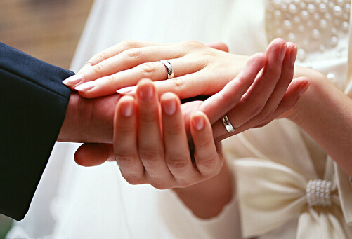 金婚送什么禮物?結婚周年祝福語