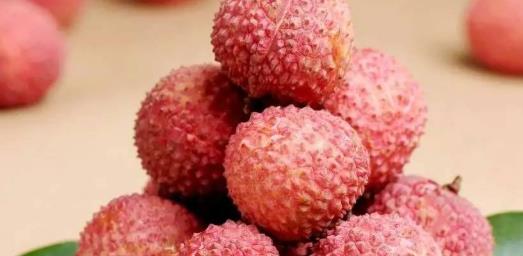 夏季是水果盛產的季節 三種夏日當紅水果孕媽媽要忌口