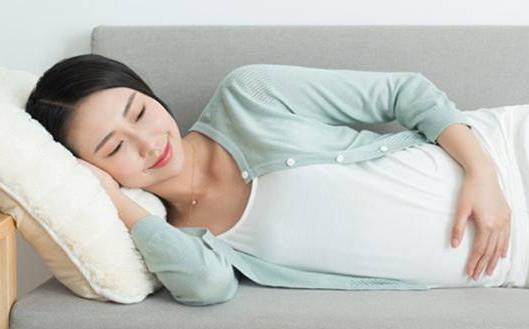 孕婦睡眠不足是怎么回事 孕期總失眠對(duì)胎兒不好
