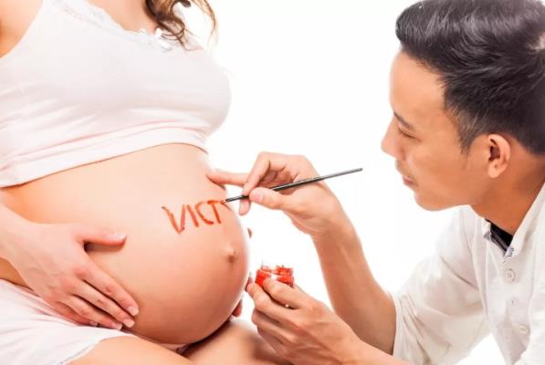 沈陽和美婦產醫(yī)院最新新聞 寶爸全程陪產+剪臍帶